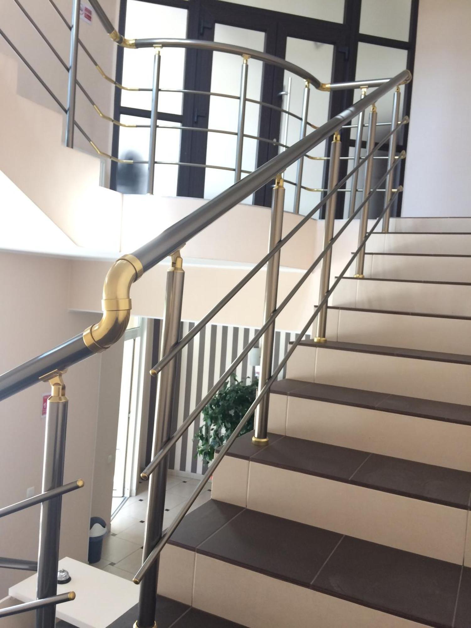 Hotel Paulina Falesti Kültér fotó