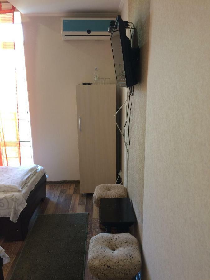 Hotel Paulina Falesti Kültér fotó