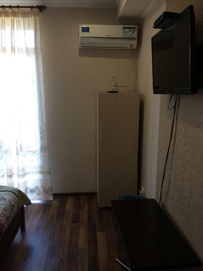Hotel Paulina Falesti Kültér fotó