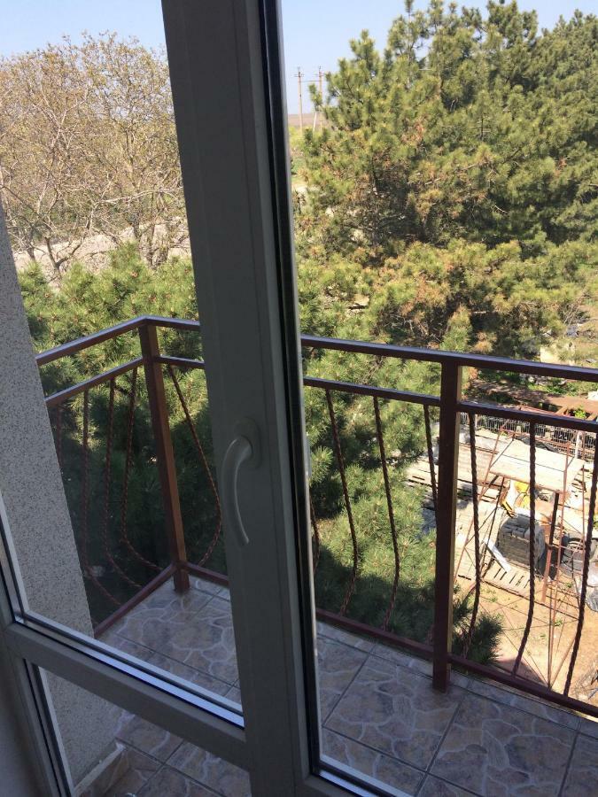 Hotel Paulina Falesti Kültér fotó